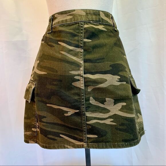 Topshop green camo denim mini skirt size 8 - Picture 5 of 14
